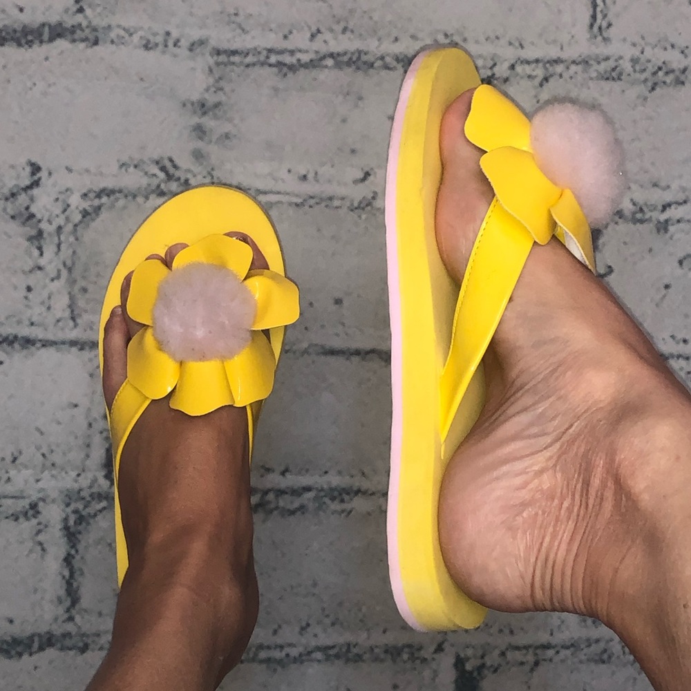 UGG Poppy Flip Flops Yellow Lamb Fur Poms